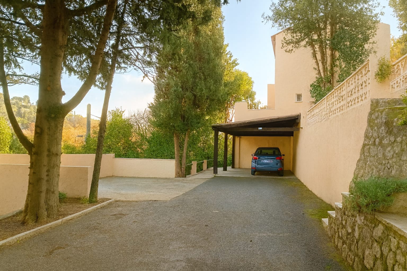 WhatsApp Image 2025-12-10 at 15.17.38 (1)